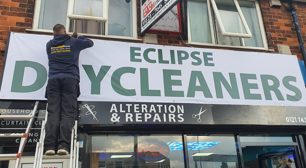 Outdoor Advertising Banners: Durable Printing for Outdoor Promotions